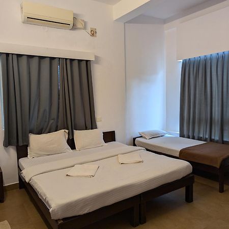 Hotel White Season Calangute Zimmer foto